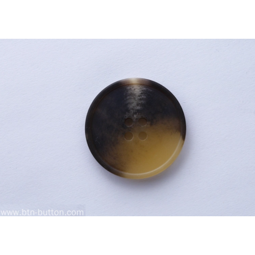 Unsaturated polyester resin buttons